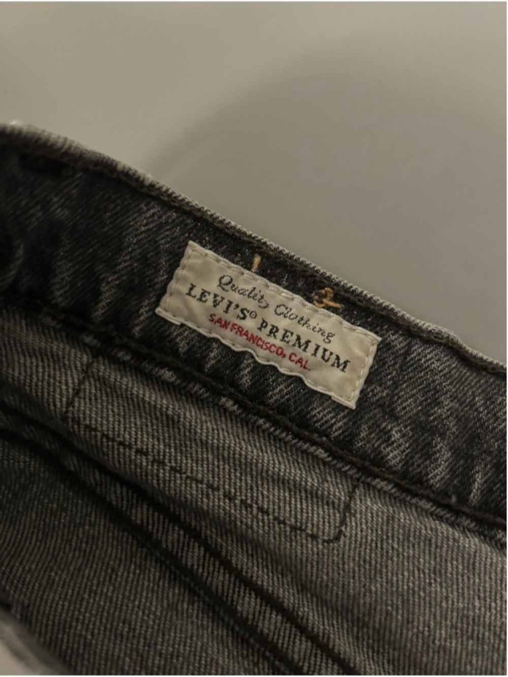 Levi's Slim Black Wash Jeans Size 30 - Picture 7 of 9